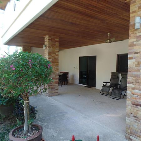 Babylon Pool Villas Nai Harn Εξωτερικό φωτογραφία